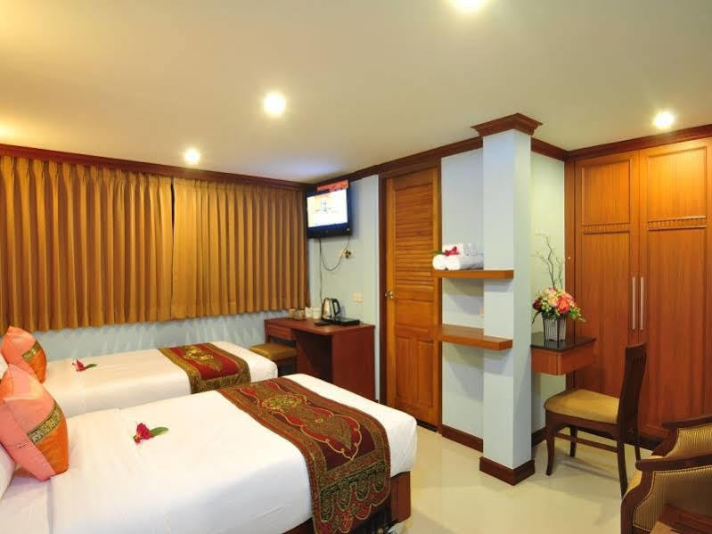 Sky Suites Bangkok Eksteriør bilde